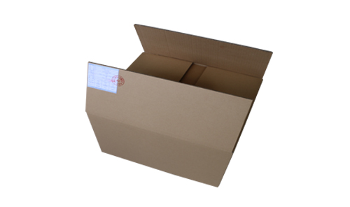 纸箱定制中瓦楞纸板水分过大与边缘不齐的成因与应对策略